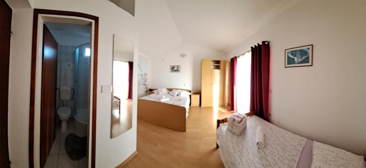 Apartments Garac Dugi Rat Εξωτερικό φωτογραφία