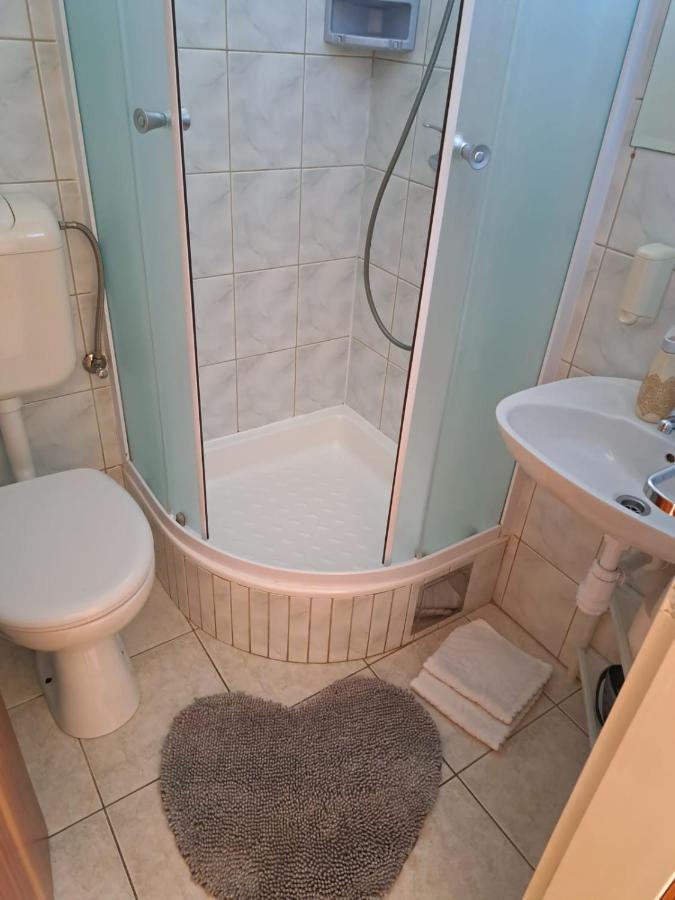 Apartments Garac Dugi Rat Εξωτερικό φωτογραφία