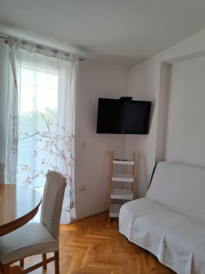 Apartments Garac Dugi Rat Εξωτερικό φωτογραφία