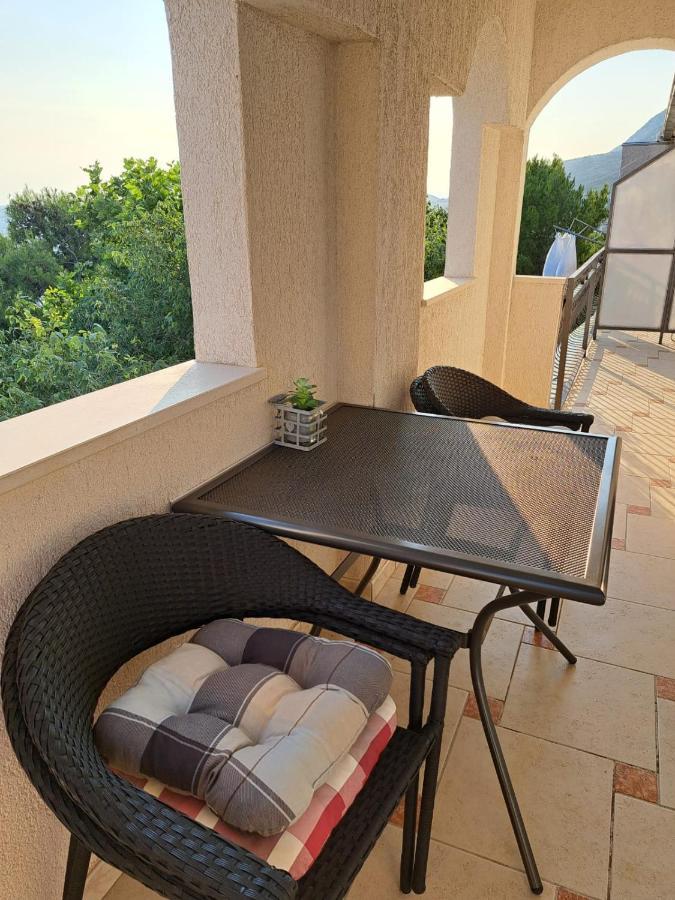 Apartments Garac Dugi Rat Εξωτερικό φωτογραφία