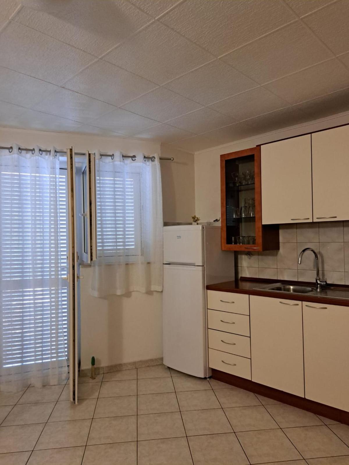 Apartments Garac Dugi Rat Εξωτερικό φωτογραφία