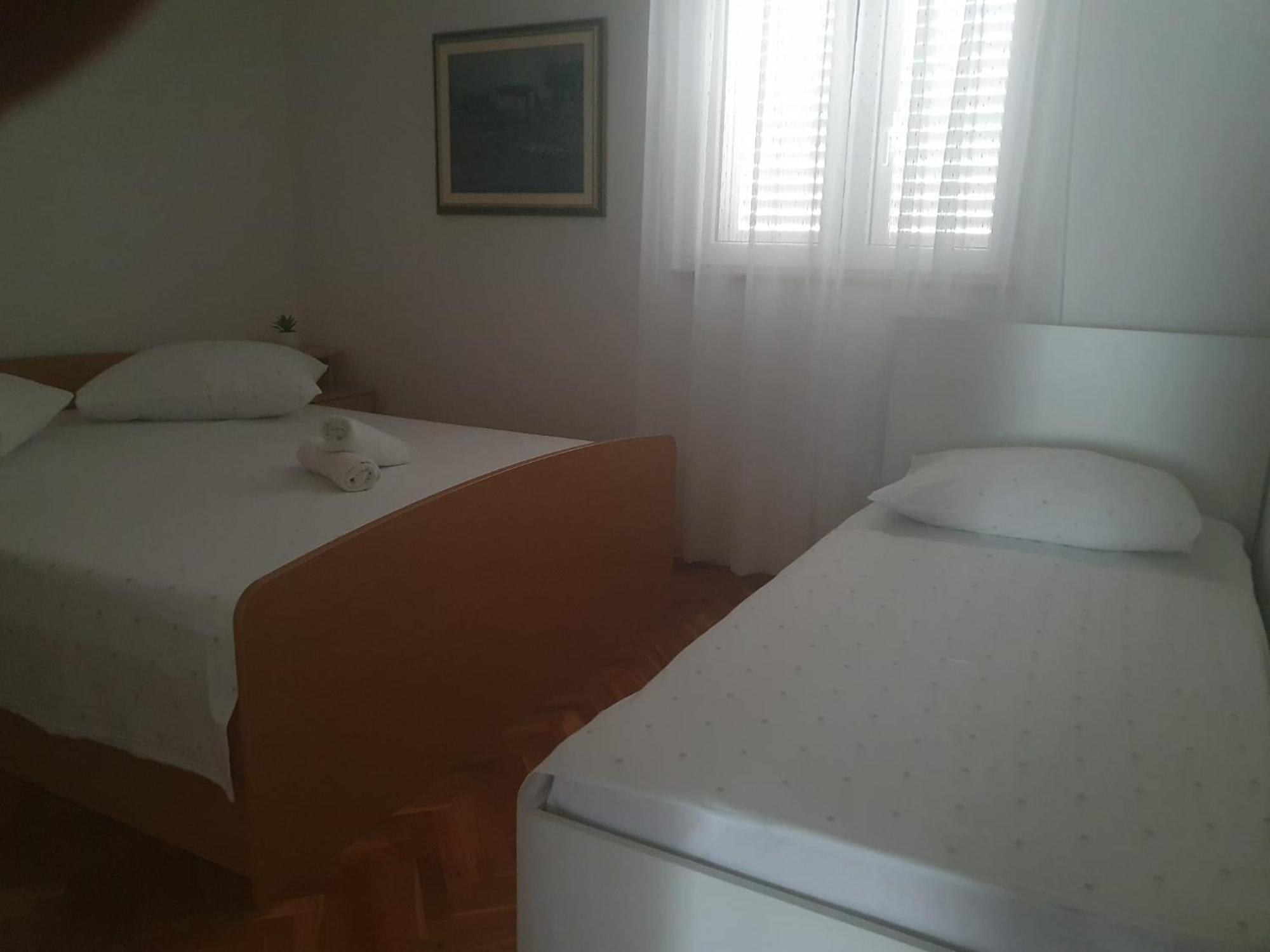 Apartments Garac Dugi Rat Εξωτερικό φωτογραφία