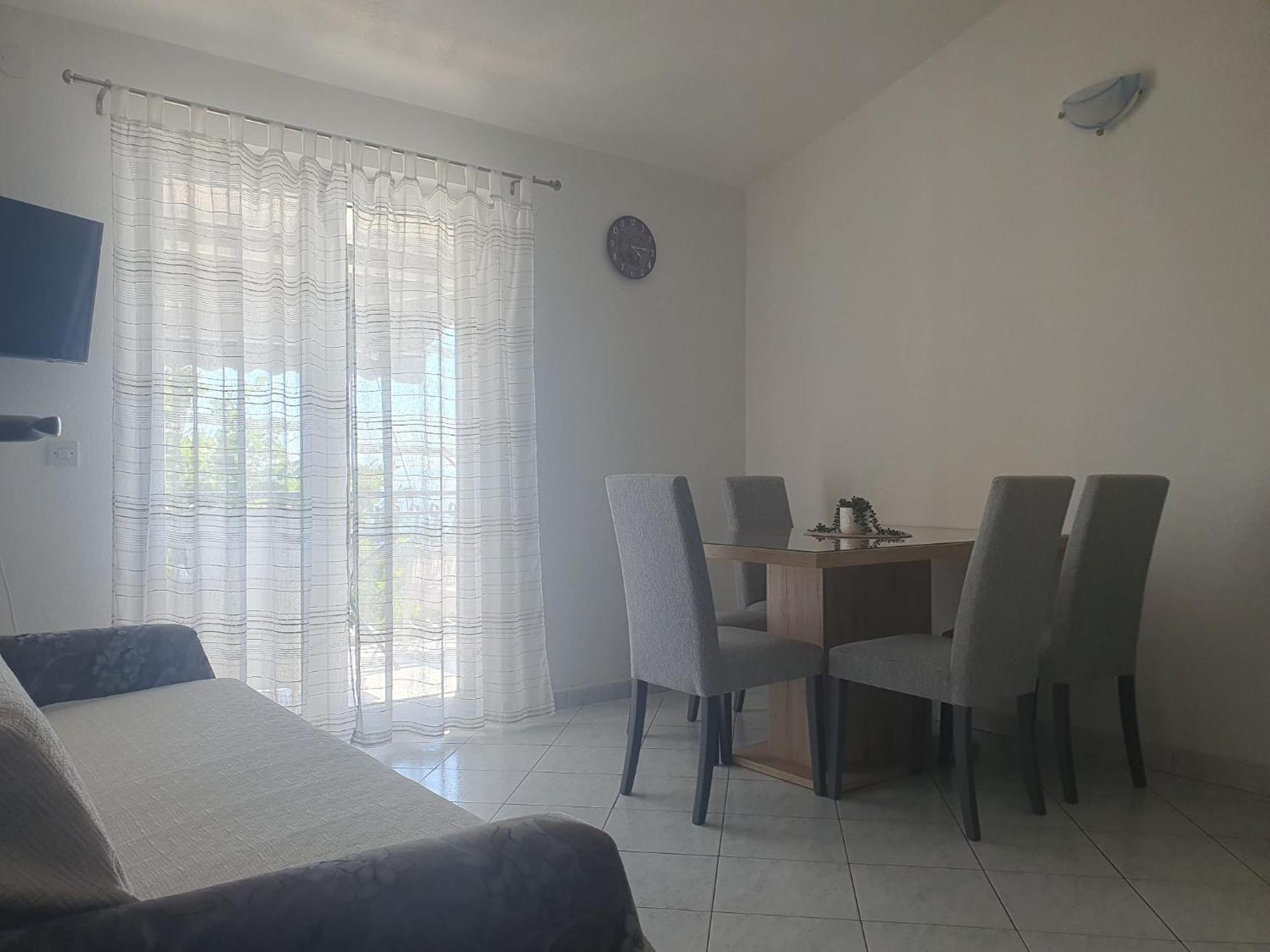 Apartments Garac Dugi Rat Εξωτερικό φωτογραφία