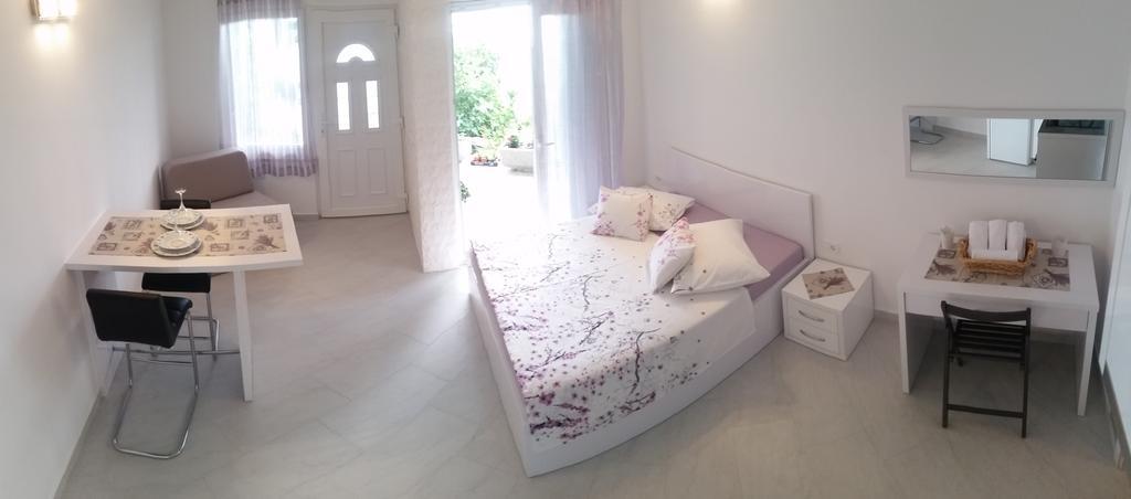 Apartments Garac Dugi Rat Εξωτερικό φωτογραφία