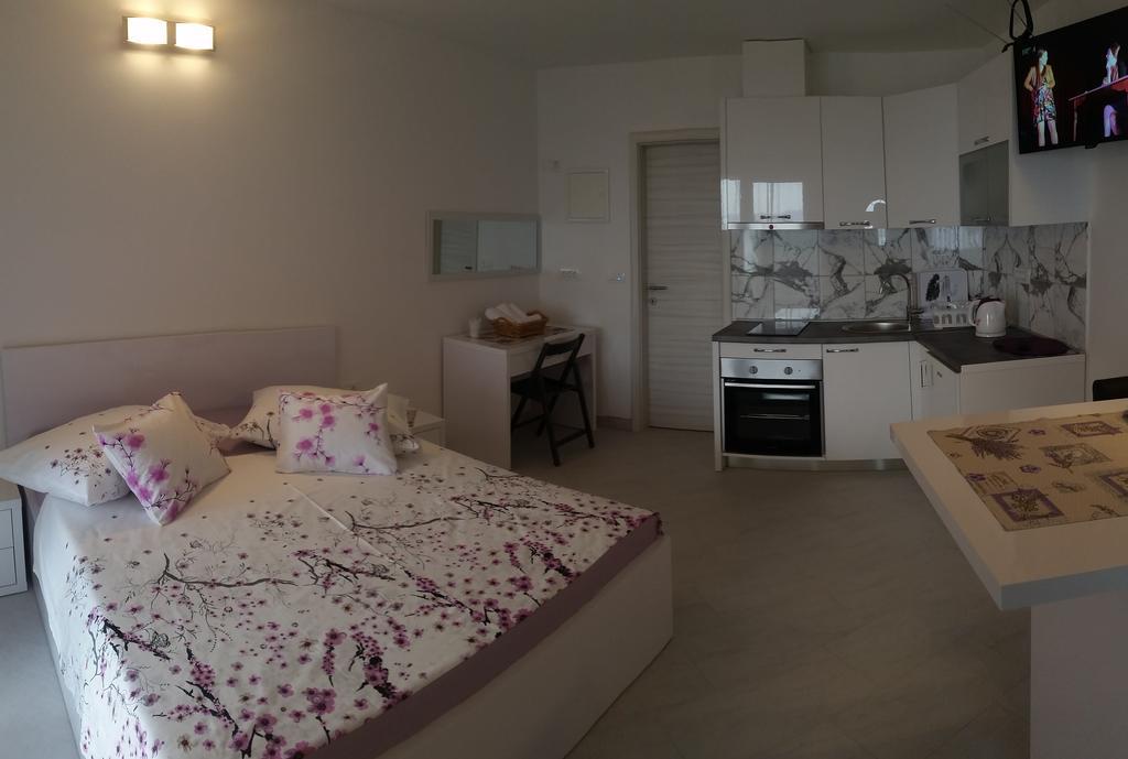 Apartments Garac Dugi Rat Εξωτερικό φωτογραφία